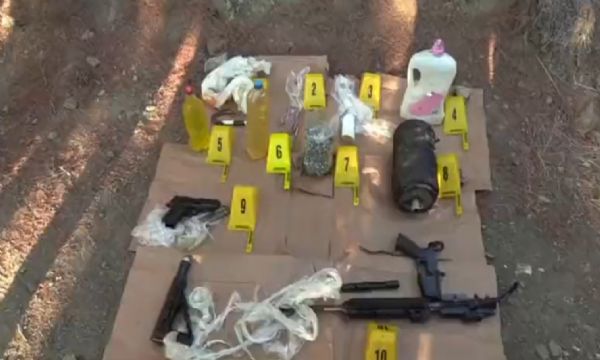 Bombalı eylem hazırlığındaki DEAŞ'lılar İzmir'de yakalandı!